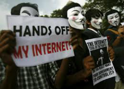 Protesters against the U.N. Internet Treaty (Micro Center Blog)